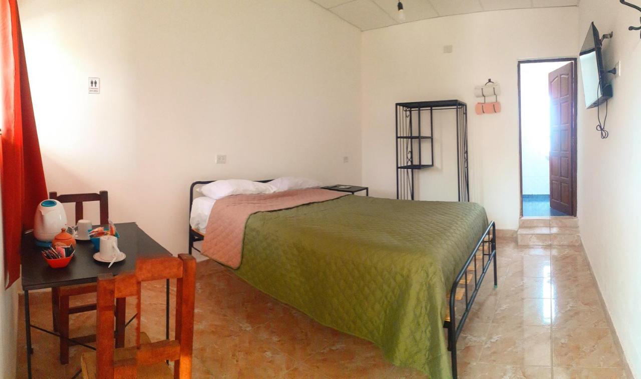 Hostal Los Faroles Chicoana Екстер'єр фото